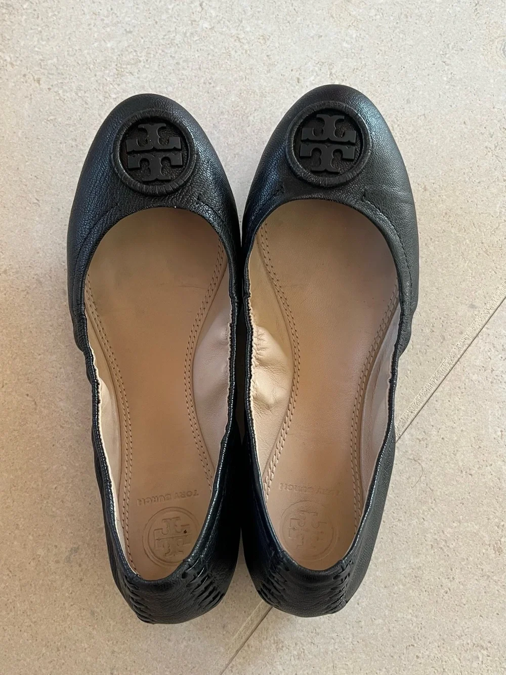 Tory Burch Black Leather Logo Round-Toe Ballet Flats